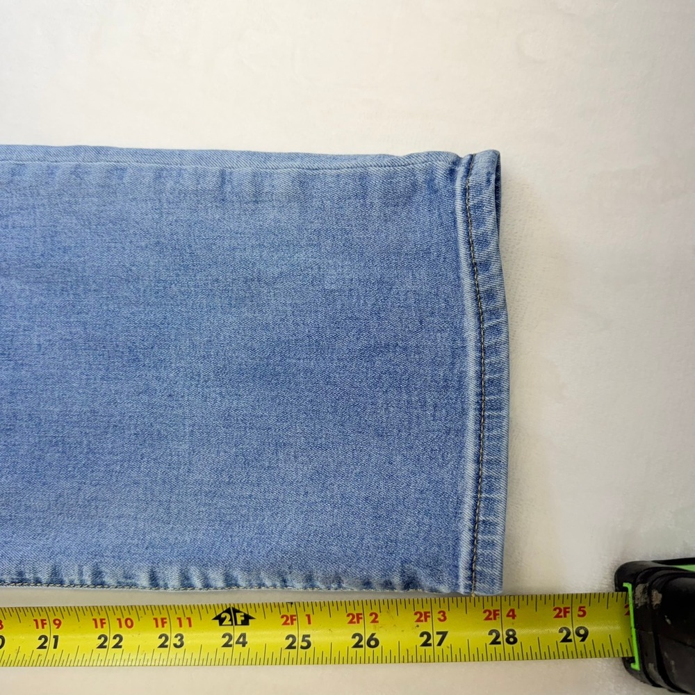 Gap Girlfriend Jeans Womens 33 Blue Medium Indigo Soft GF‎ Relaxed Fit - Picture 6 of 8